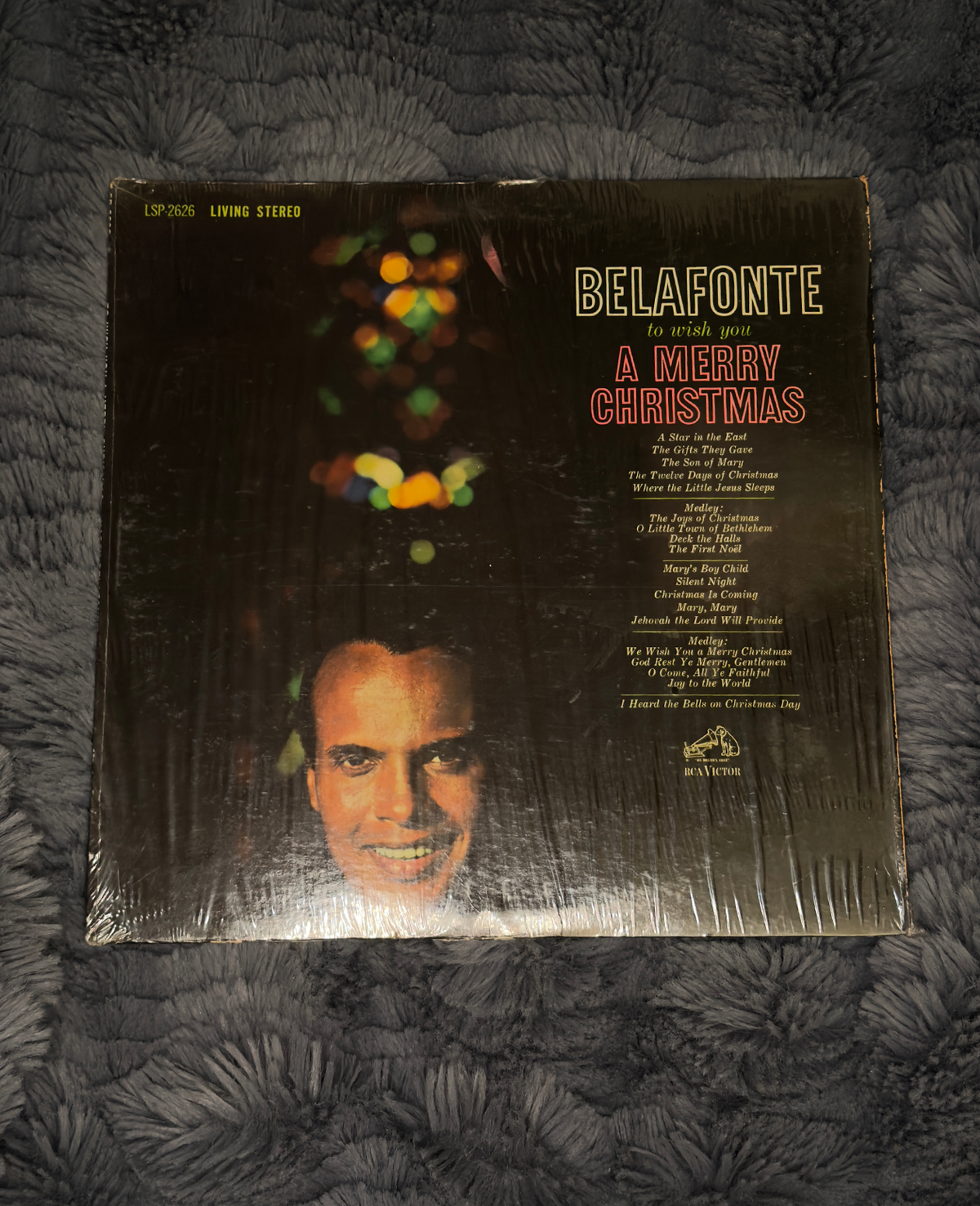 Harry Belafonte – To Wish You a Merry Christmas