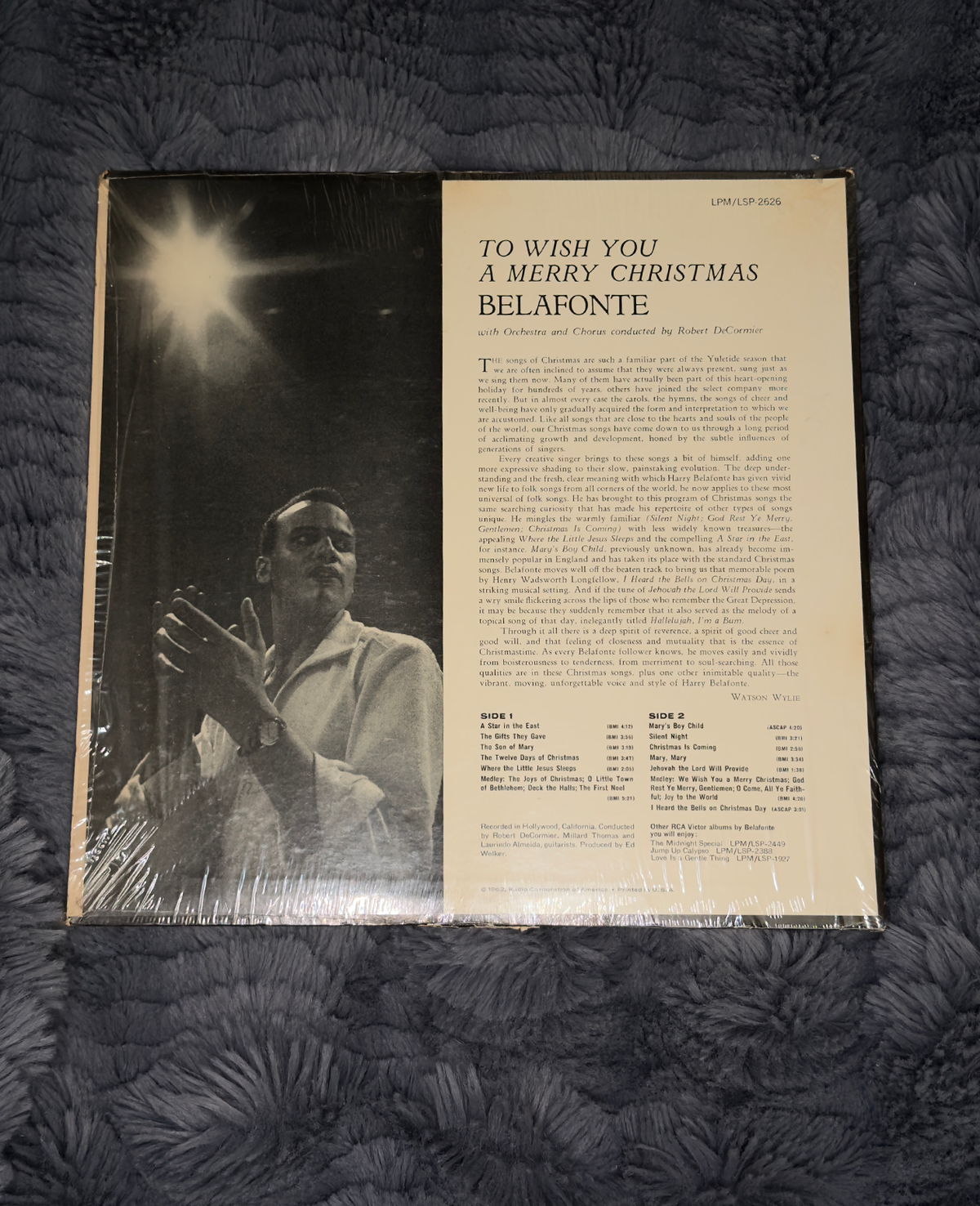 Harry Belafonte – To Wish You a Merry Christmas