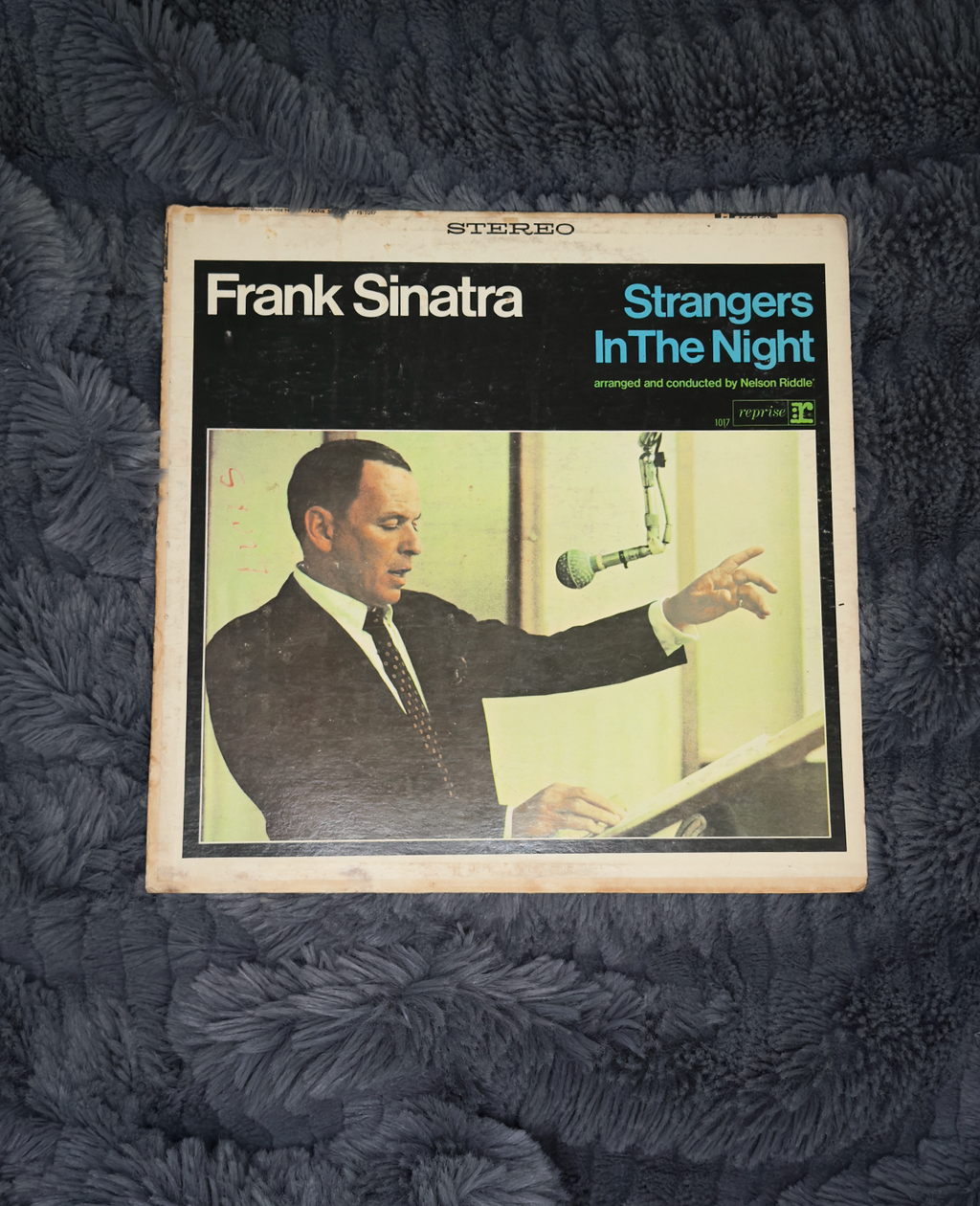 Frank Sinatra – Strangers in the Night