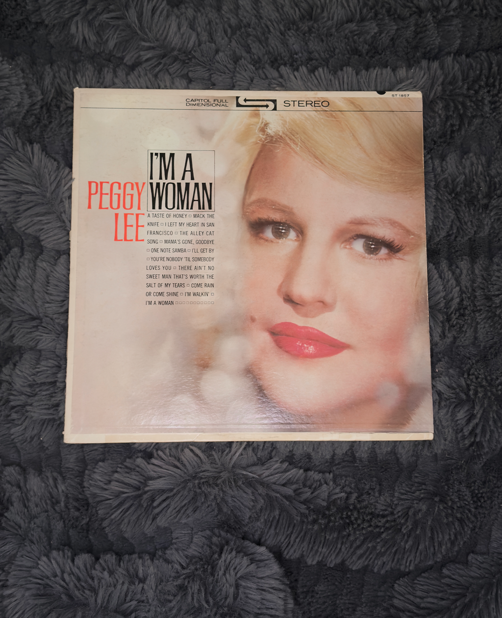 Peggy Lee – I’m a Woman