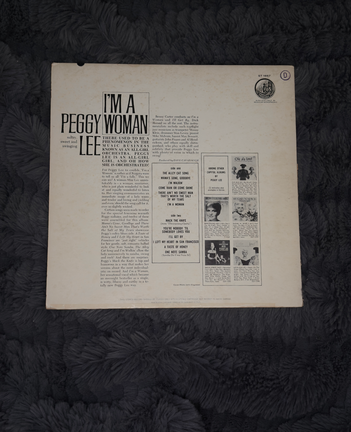 Peggy Lee – I’m a Woman