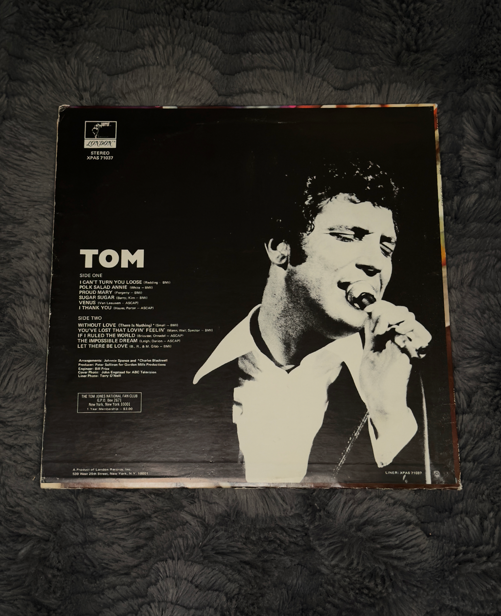 Tom Jones – Tom