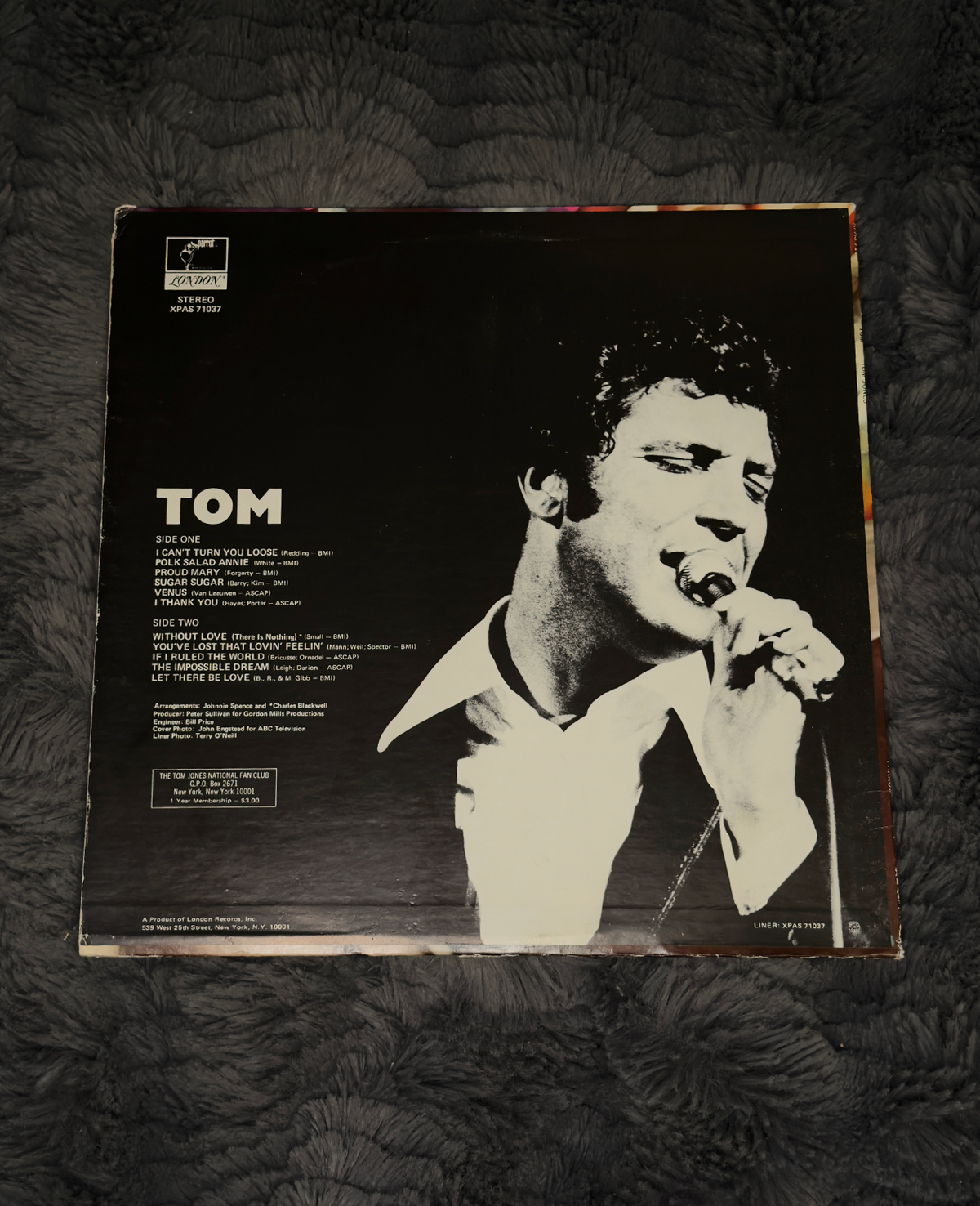 Tom Jones – Tom